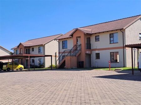 3 Bedroom Apartment in Parkrand