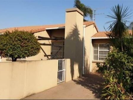 3 Bedroom Townhouse in Witfield