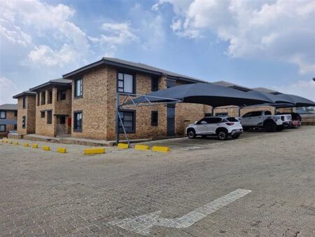 2 Bedroom Apartment in Rynfield Ah