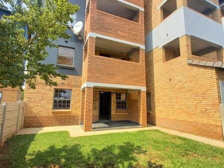 2 Bedroom Apartment in Heuweloord
