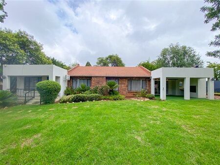 4 Bedroom House in Pierre van Ryneveld