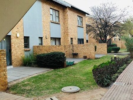 1 Bedroom Flat in Die Hoewes