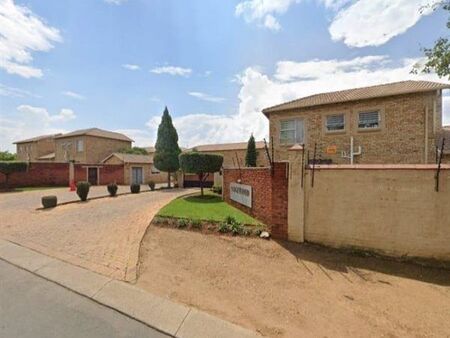 3 Bedroom Apartment in Heuweloord
