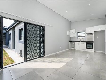 1 Bedroom Flat in Newton Park