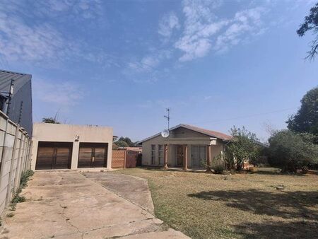 3 Bedroom House in Witpoortjie