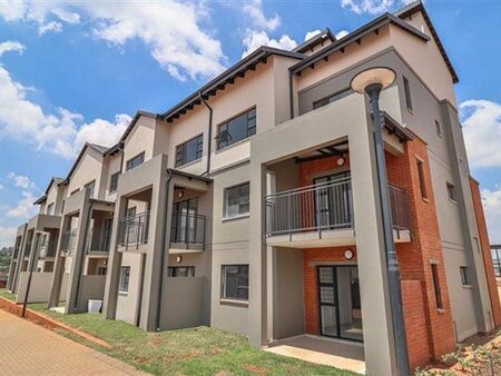 2 Bedroom Apartment in Wilgeheuwel
