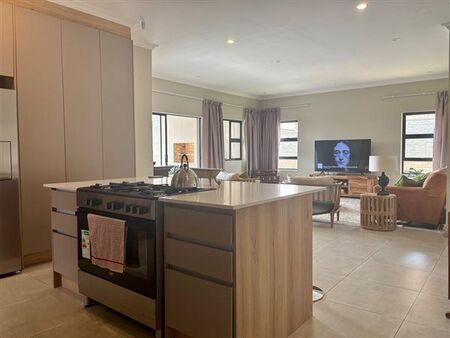 3 Bedroom Townhouse in Wilgeheuwel