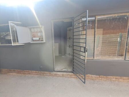 1 Bedroom House in Daspoort