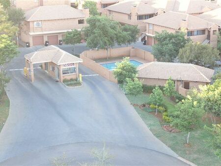 2 Bedroom Apartment in Paramount Estate