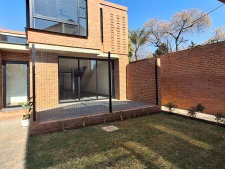 3 Bedroom Townhouse in Brooklyn