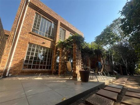 3 Bedroom Cluster in Waterkloof
