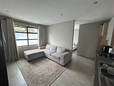 1 Bedroom Apartment in Menlo Park