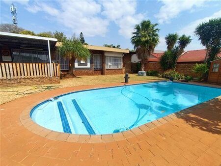 4 Bedroom House in Wonderboom