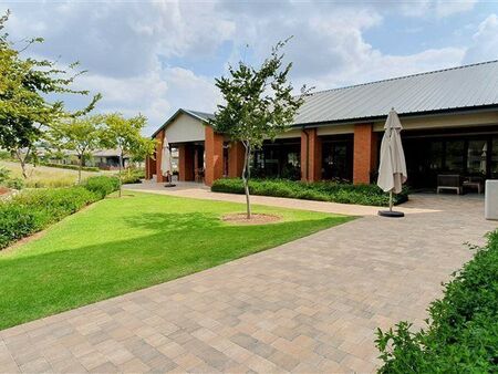 2 Bedroom Apartment in Waterkloof