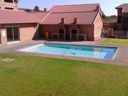 3 Bedroom Apartment in Magalieskruin