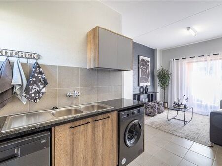 2 Bedroom Apartment in Sinoville