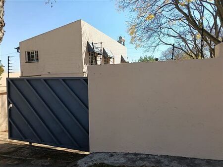 4 Bedroom House in Bramley