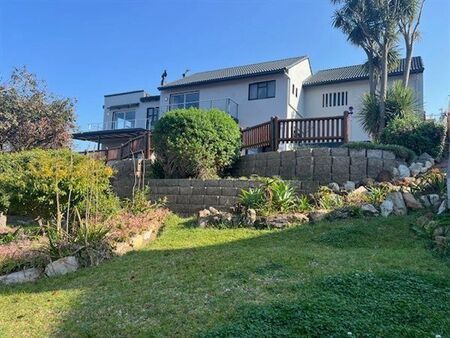 3 Bedroom House in Paradise