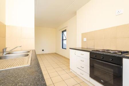 2 Bedroom Apartment in Parklands