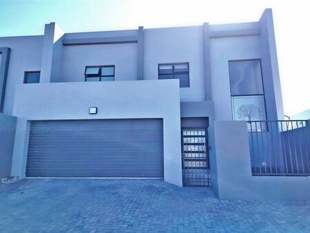 4 Bedroom House in Sandown