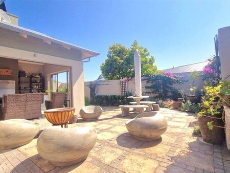 3 Bedroom House in Heather Park