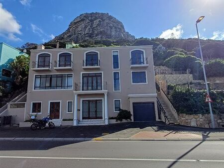 2 Bedroom House in Kalk Bay