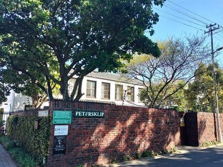 3 Bedroom Apartment in Wynberg Upper