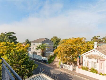 1 Bedroom Apartment in Wynberg
