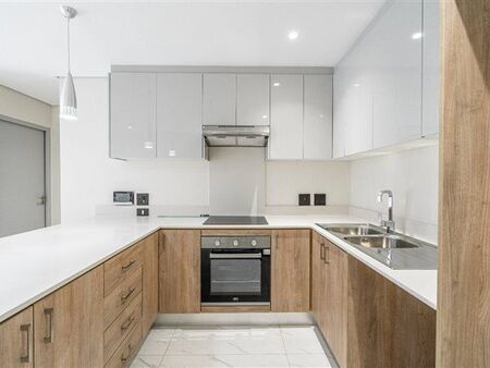 2 Bedroom Flat in Kenilworth