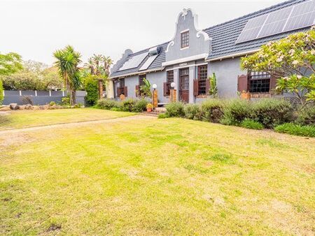 4 Bedroom House in Milnerton Central