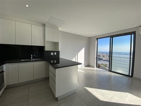 2 Bedroom Apartment in Walmer Estate