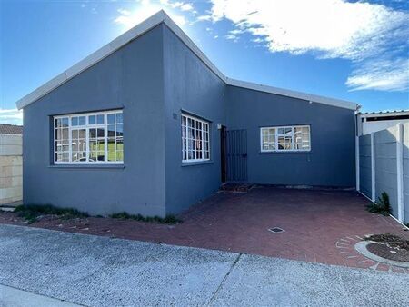 2 Bedroom House in Mitchells Plain