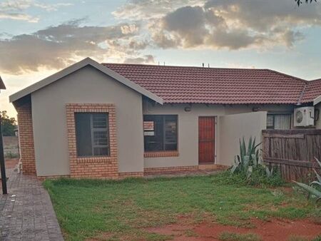 2 Bedroom House in Kathu