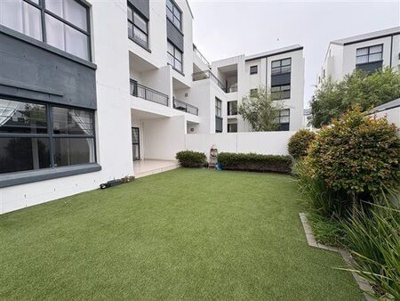 3 Bedroom Apartment in Strand North
