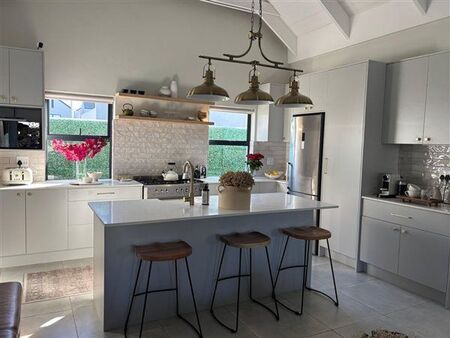 3 Bedroom House in Aan de Wijnlanden