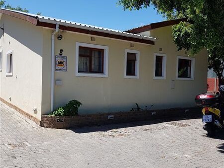 6 Bedroom House in Stellenbosch Central