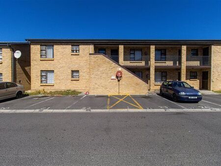 2 Bedroom Apartment in Admirals Park