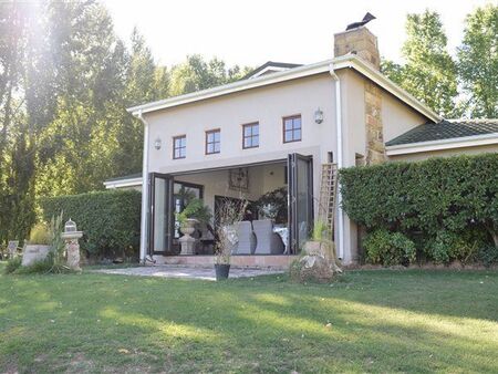 3 Bedroom House in Magersfontein Memorial Golf Estate
