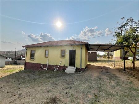 3 Bedroom House in Karino