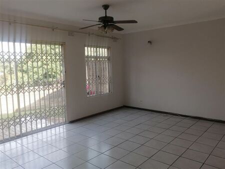 3 Bedroom Duplex in Empangeni Central