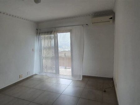2 Bedroom Apartment in Southgate