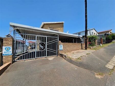 3 Bedroom House in Montford
