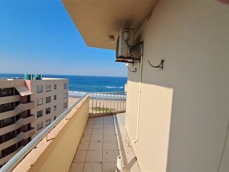 2 Bedroom Apartment in Amanzimtoti