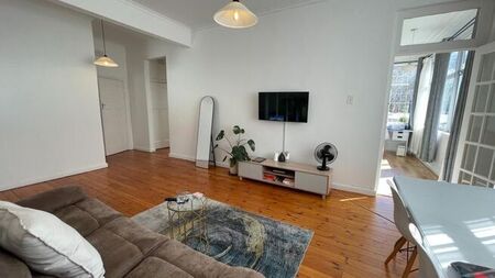 2 Bedroom apartment to rent in Rondebosch, Cape Town