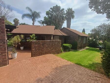 2 Bedroom house to rent in Randpark Ridge, Randburg