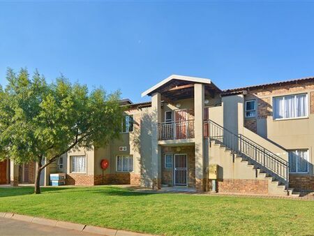 2 Bedroom Apartment in Protea Glen
