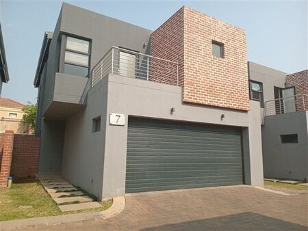 4 Bedroom Cluster in Morningside