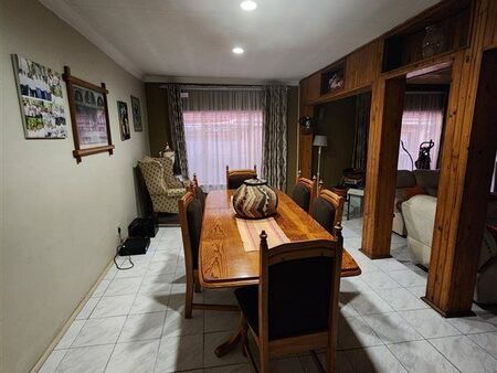 3 Bedroom House in Bosmont