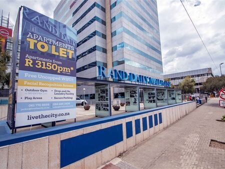 0.5 Bedroom House in City & Suburban (Maboneng)