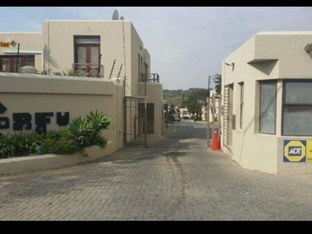 2 Bedroom Apartment in Kew